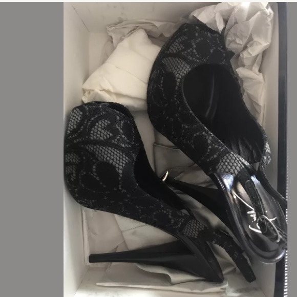 Giuseppe zanotti lace platform slingback NWB 38.5 - Picture 3 of 3